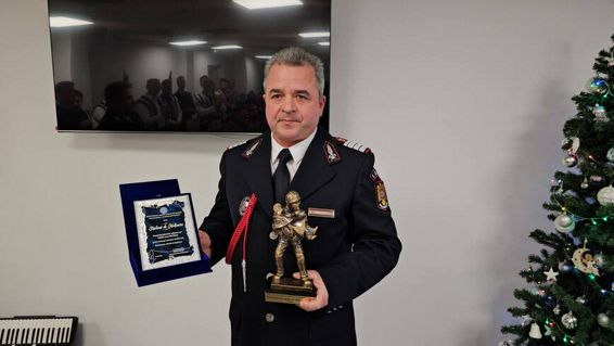 Pensie lunga si sanatate  Respect  Plutonier adjutant sef Catalin Fecioru | imaginea 1