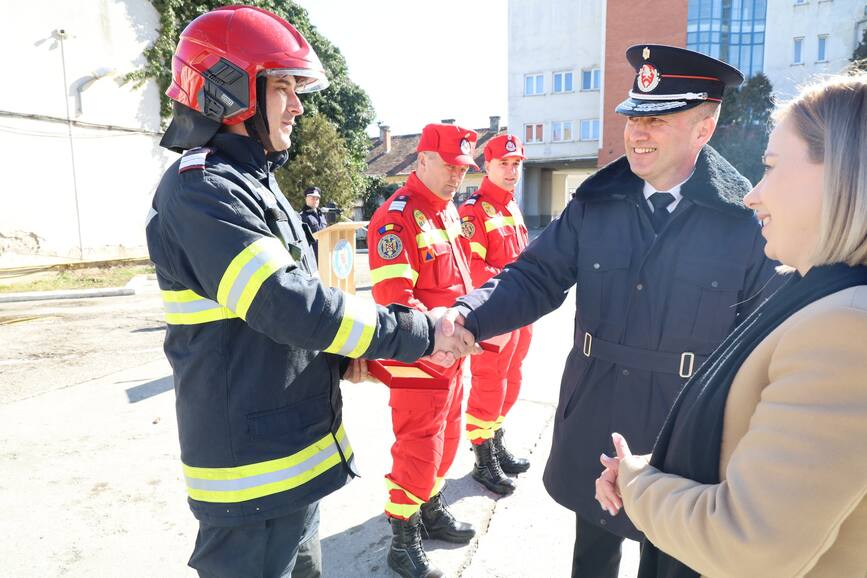 Eroii clujeni  premiati de Ziua Protectiei Civile | imaginea 1