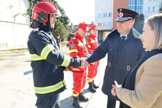Eroii clujeni  premiati de Ziua Protectiei Civile | imaginea 1
