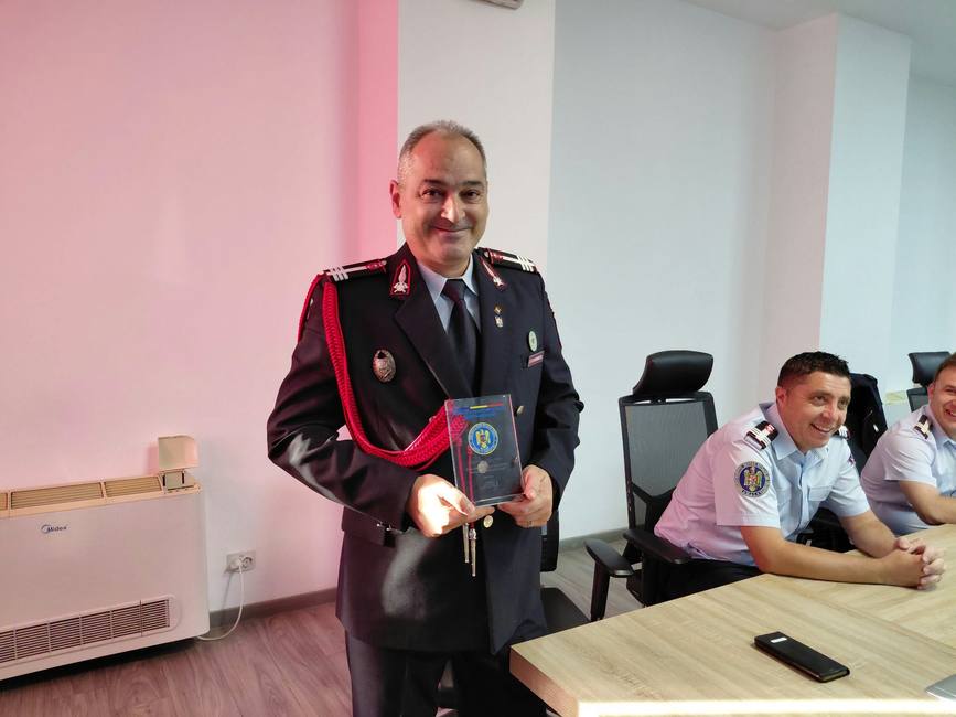 Pensie lunga si sanatate  Respect  Colonel Vasile Codrut | imaginea 1