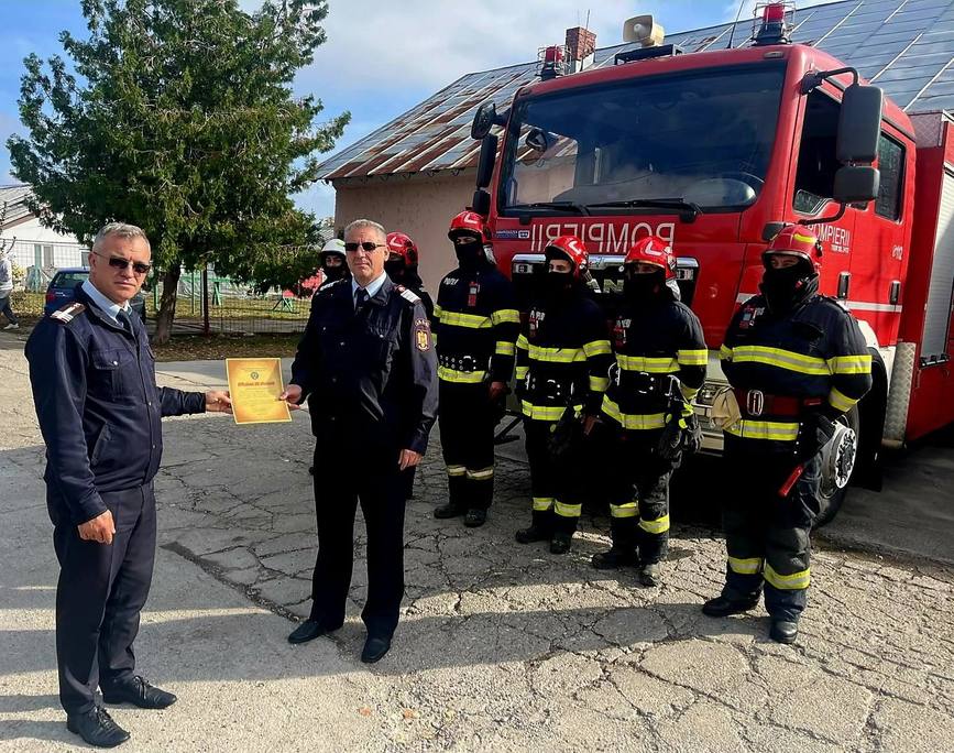 Pensie lunga si sanatate  Respect  Plutonier adjutant sef Stoica Valentin | imaginea 1