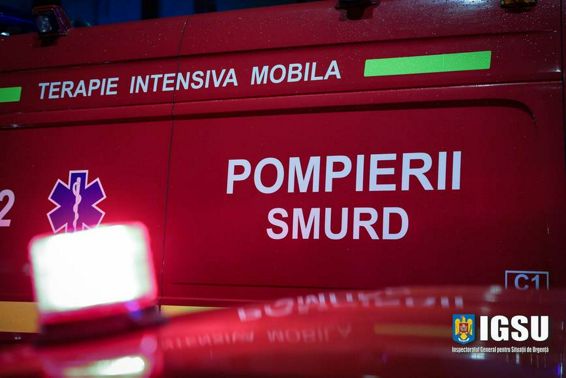 Pompierii militari manjiti cu un parizer de un purtator nedemn de uniforma rosie | imaginea 1