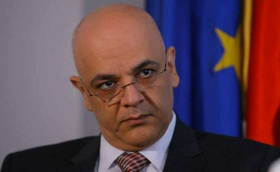 Arafat către pompieri: cei care nu vor pe SMURD sunt niște LENEȘI???!!!