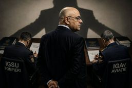 Raed Arafat si puterea de a influenta deciziile sefilor structurilor coordonate de DSU | imaginea 1