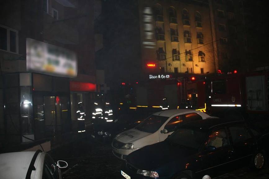 Incendiu la un hotel din Capitala | imaginea 1