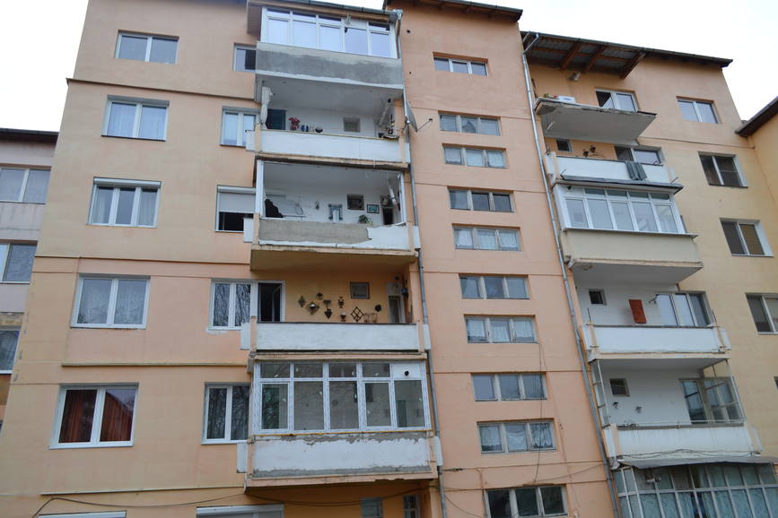 Deflagratie intr un apartament din Sibiu | imaginea 2