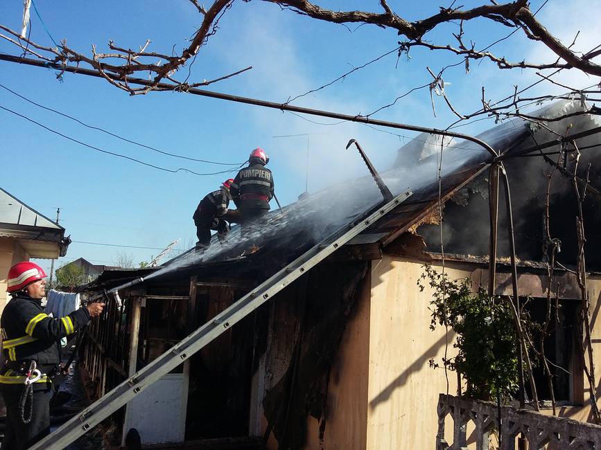 Incendiu la o locuinta | imaginea 1