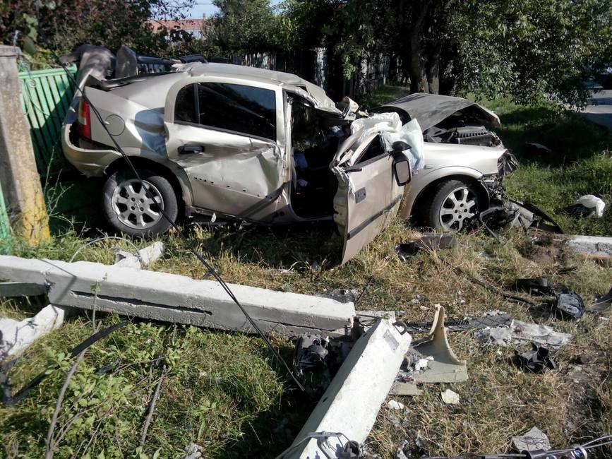 Interventie dificila  contracronometru  la un accident rutier | imaginea 1