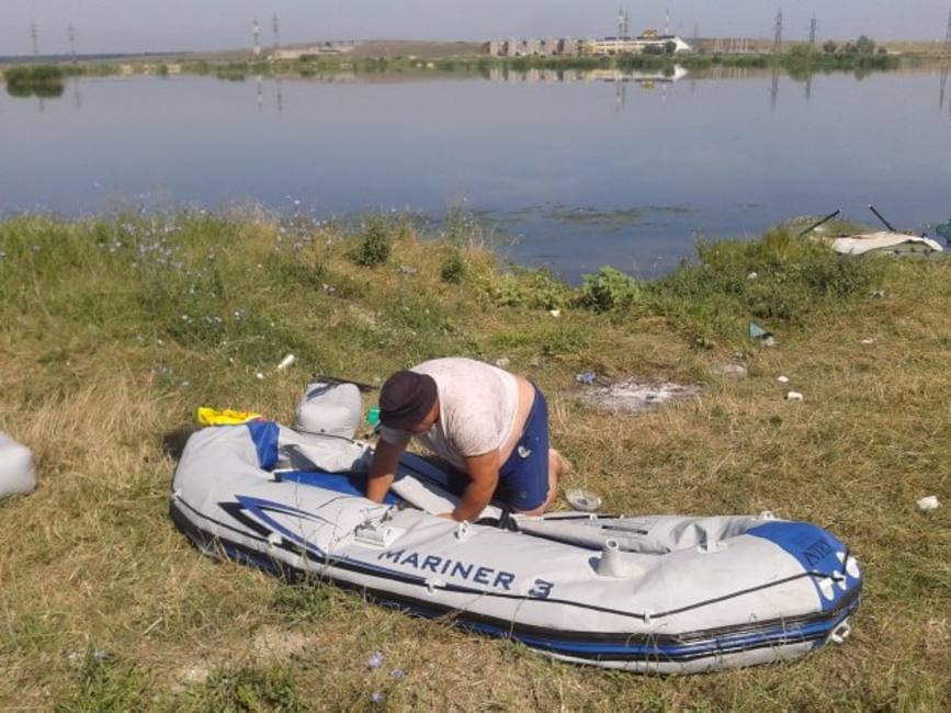 Pompierii au salvat doi pescari din raul Olt | imaginea 2