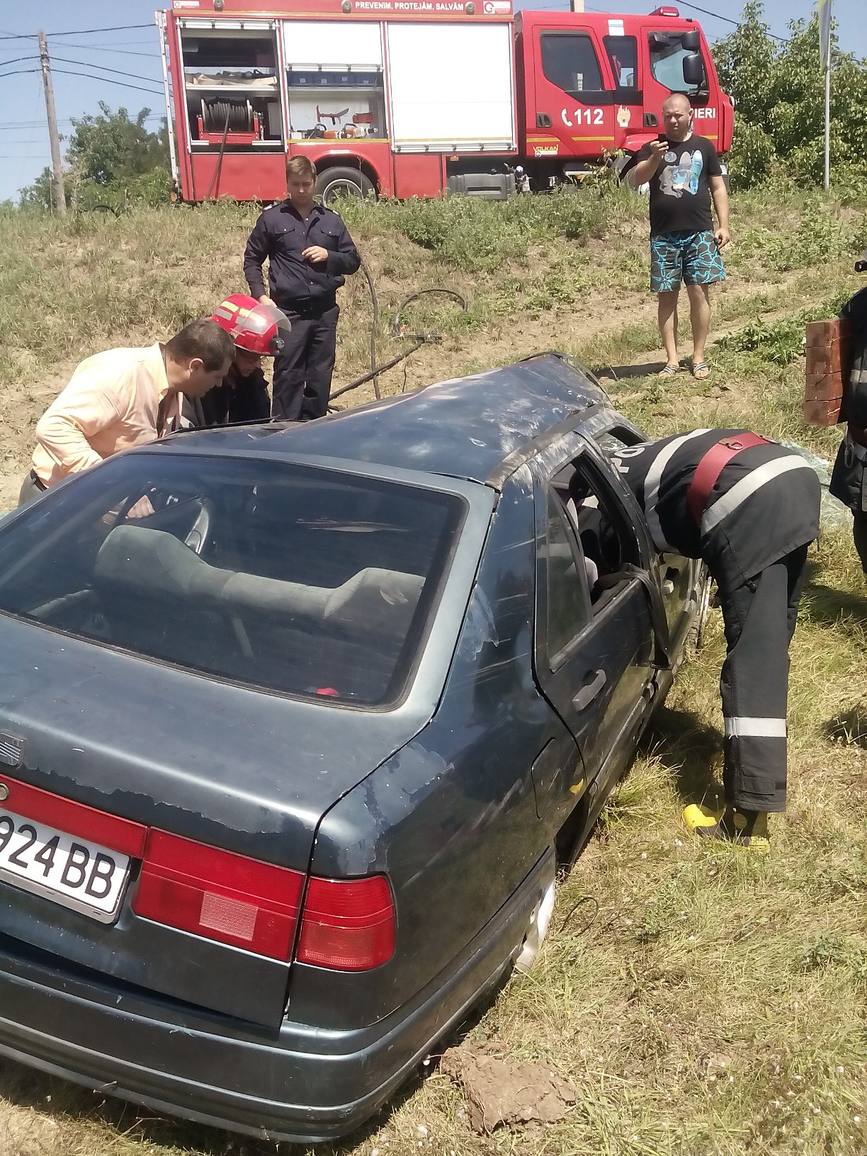 Accident rutier in Negresti | imaginea 1