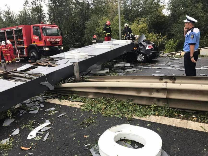 4 oameni si au pierdut viata in urma furtunii | imaginea 1