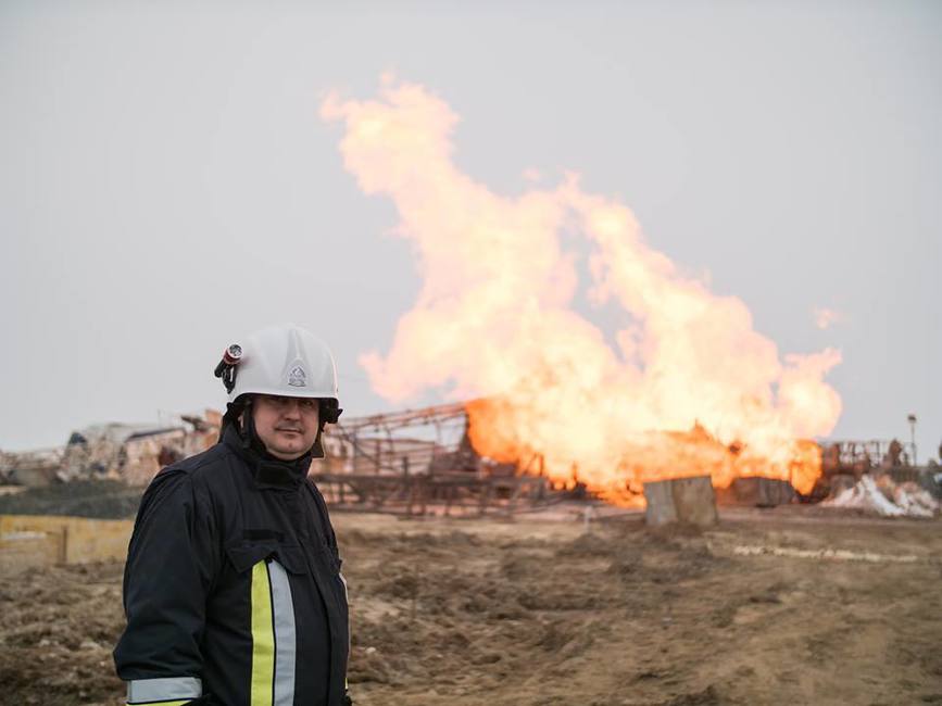Prima zi de Craciun  a 8 a zi de foc la Moftinu Mare | imaginea 2
