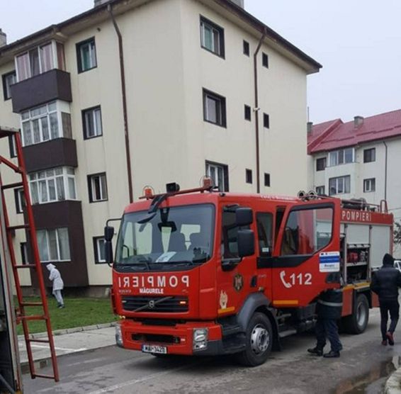 Incendiu la bloc | imaginea 1