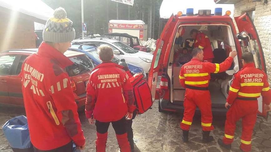 Pompieri si salvamontisti   misiune comuna pentru salvarea unui copil de 7 ani | imaginea 1