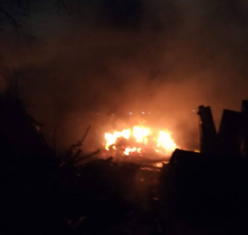 Incendiu fara victime  in localitatea Ostrov | imaginea 1