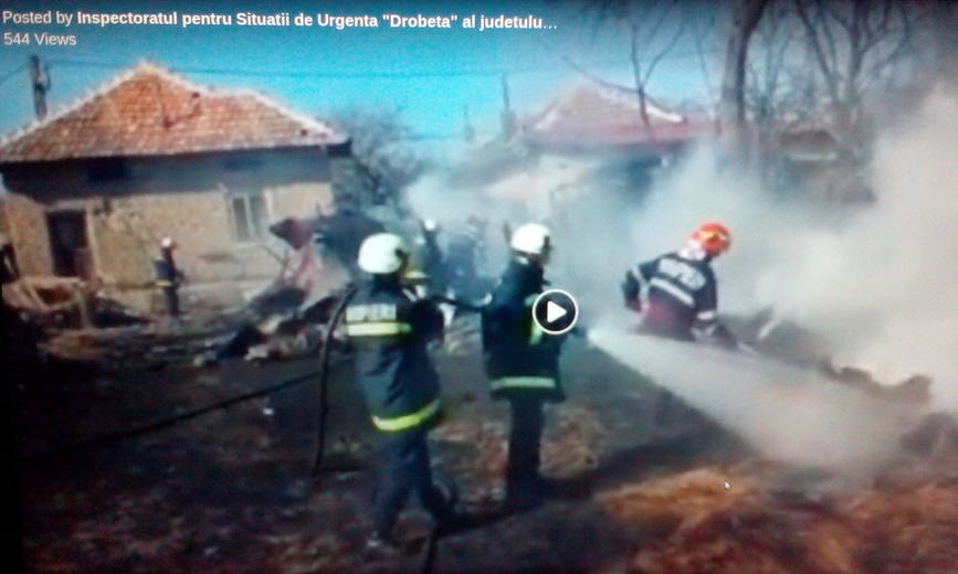 Jocul copiilor cu focul   una dintre cauzele de izbucnire a incendiilor la locuinte | imaginea 1