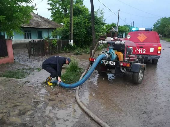 Bilantul interventiilor pompierilor militari din judetul Botosani | imaginea 1