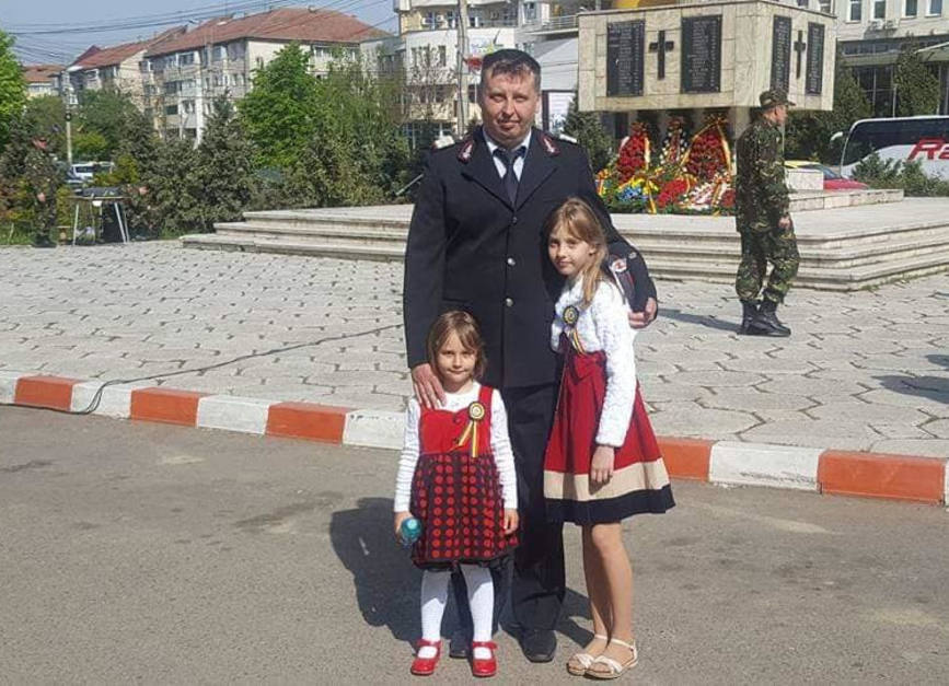 Respect  plt  adj  Marius Ciprian Ciocodeica si plt  maj  Ciprian Razvan Rumeghea | imaginea 1