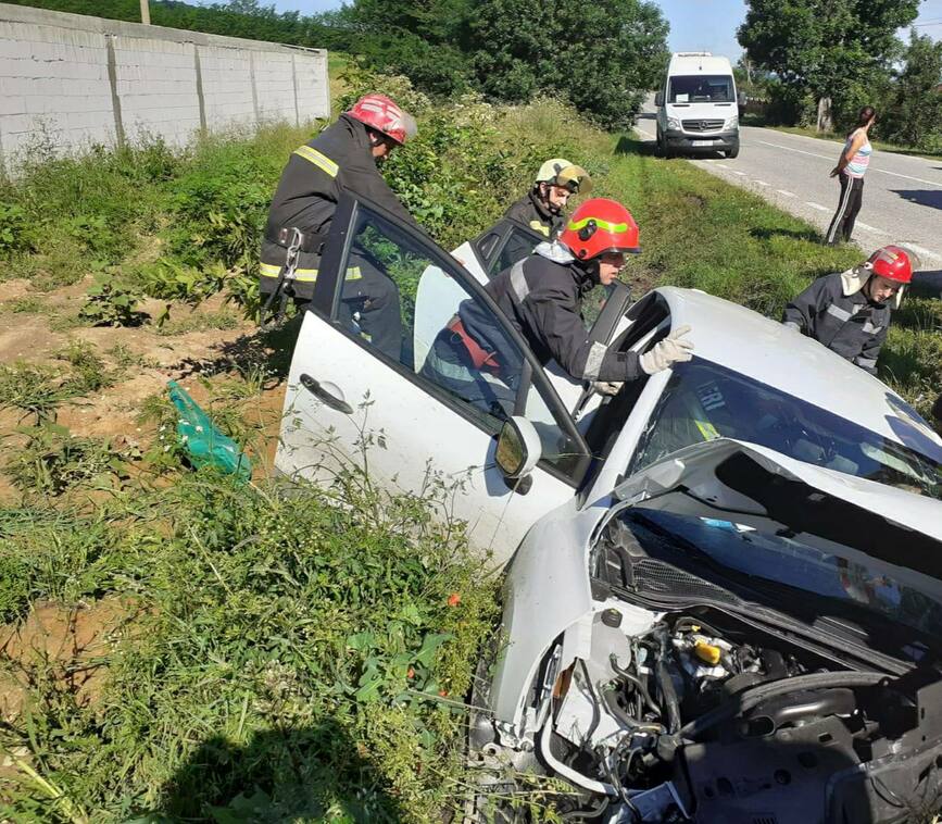 Interventii pentru cautare salvare de victime si stingere de incendii | imaginea 1