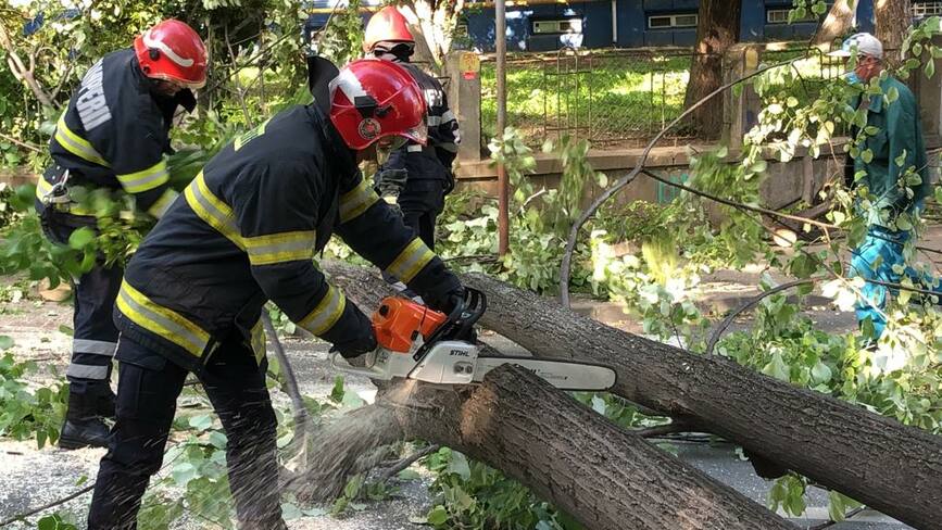 Interventiile pompierilor ieseni in ultimele 24 de ore | imaginea 1