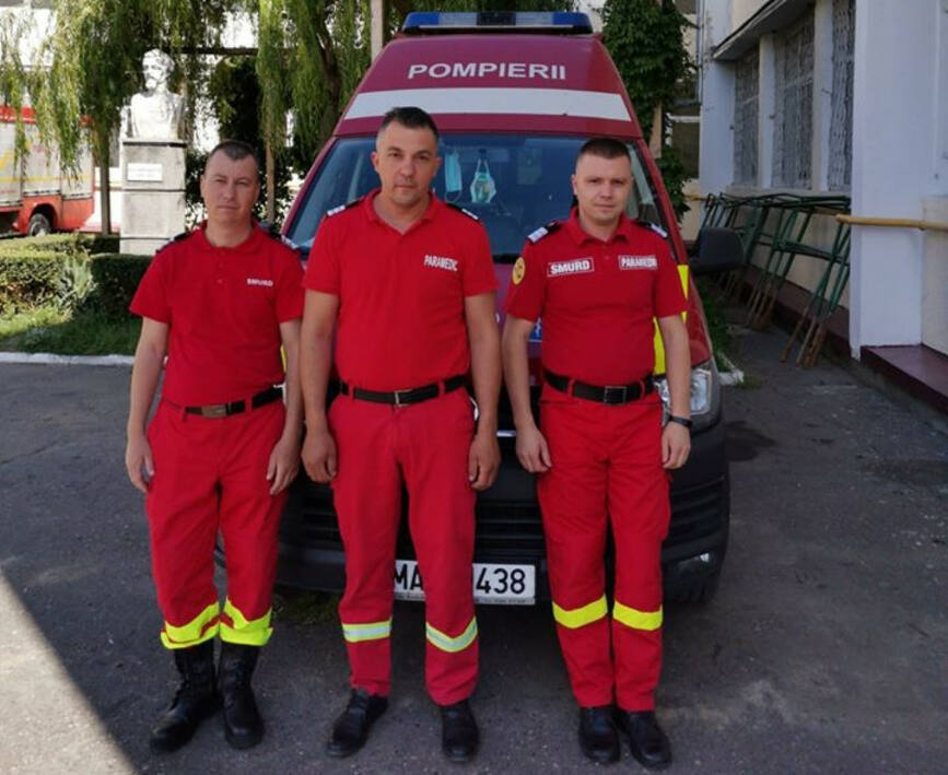 Respect  Plt  adj  Panainte Daniel  Plt  adj  Radulescu Stefan si Plt  maj  Turtea Florin | imaginea 1