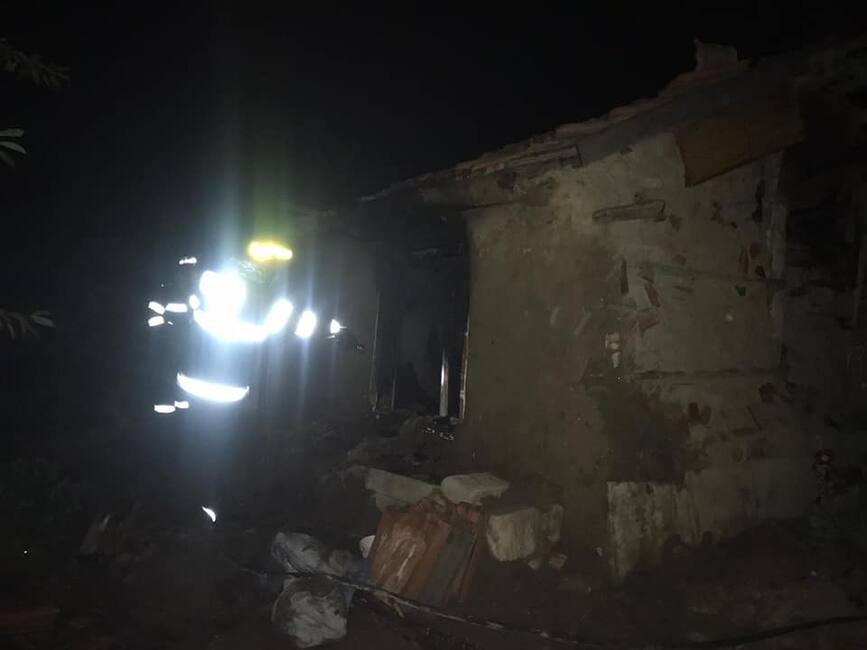 Barbat decedat intr un incendiu la o casa din judetul Ialomita | imaginea 2