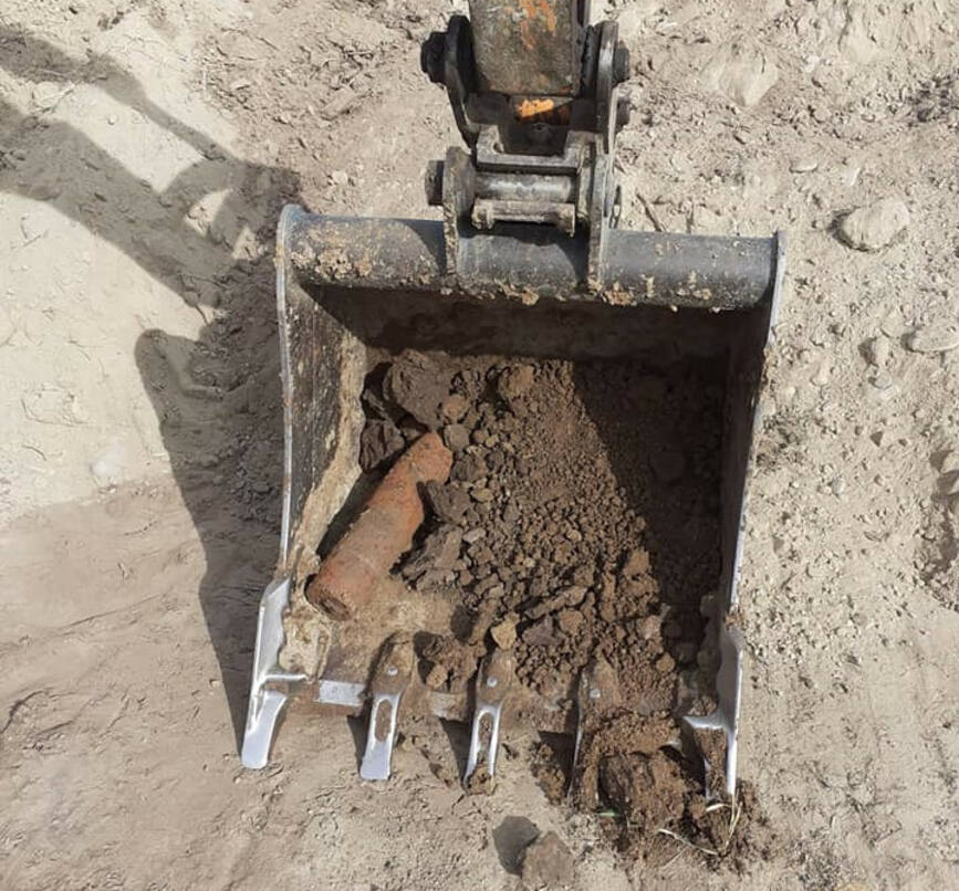 Munitie de razboi  descoperita in urma unor sapaturi la canalizare | imaginea 2