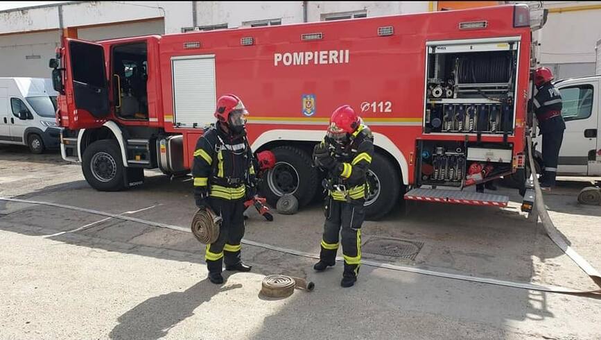 A incercat sa aprinda focul cu ajutorul benzinei | imaginea 1