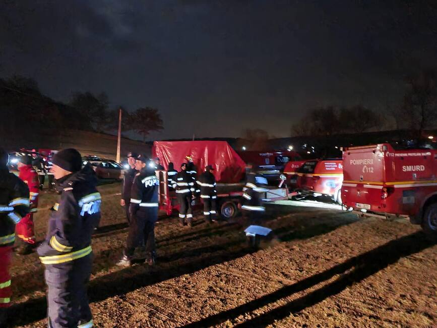 Un copil de 3 ani a fost cautat toata noaptea in padure | imaginea 1