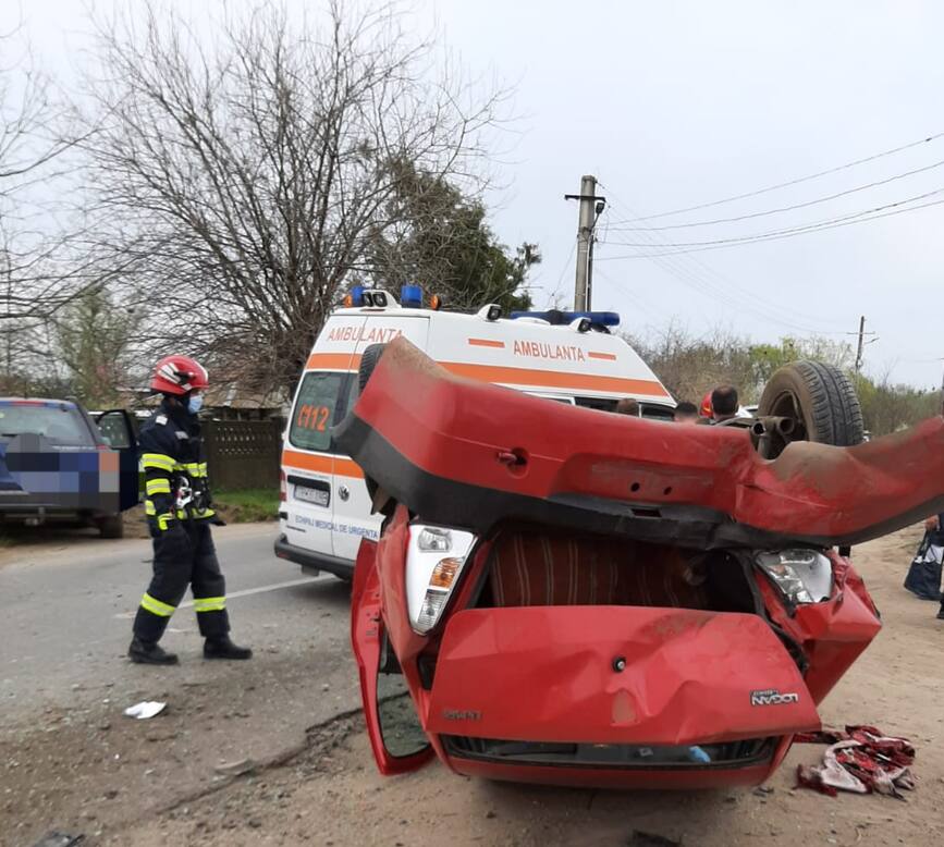 Un accident si un incendiu  in urma carora au rezultat cinci victime | imaginea 1