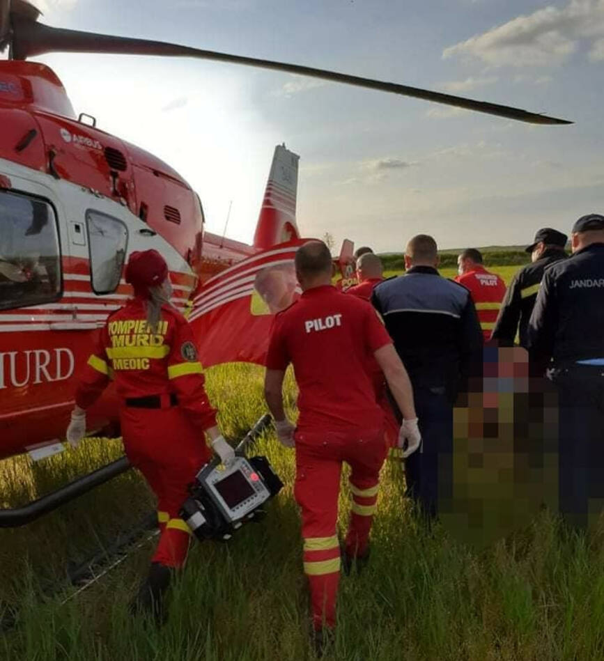 Un barbat si a prins piciorul in motosapa pe care o manuia in gospodarie | imaginea 1