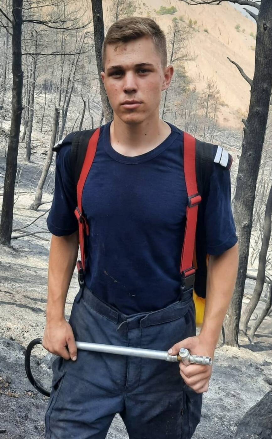 Respect  Andor   voluntar in misiunea de stingere a incendiilor din Grecia | imaginea 1