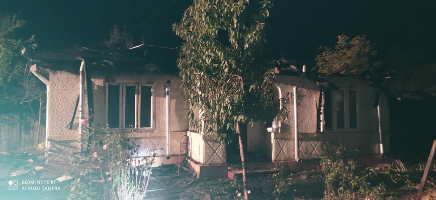 5 gaini au ars intr un incendiu de gospodarie | imaginea 1