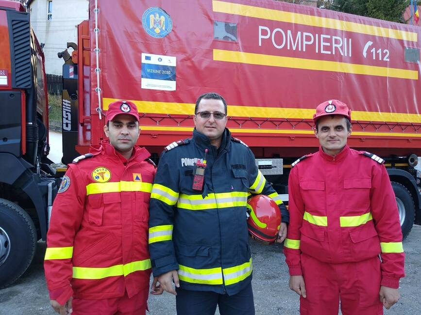 Respect  Narcis  Petre si Vasile   Salvatori in drum spre serviciu | imaginea 1