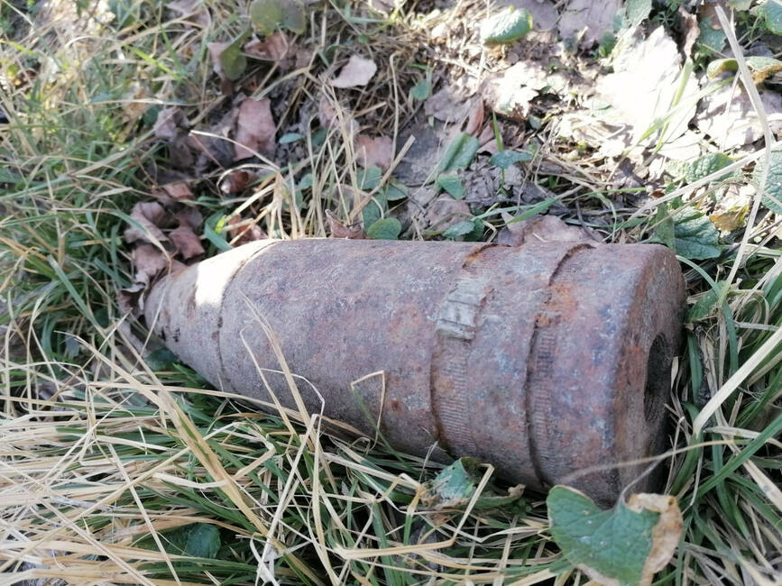 Proiectil de artilerie  descoperit in Slobozia | imaginea 1