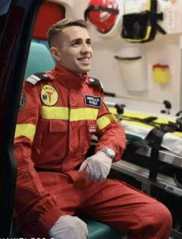 Tanarul pompier a mai salvat o viata   Respect  Marius | imaginea 1