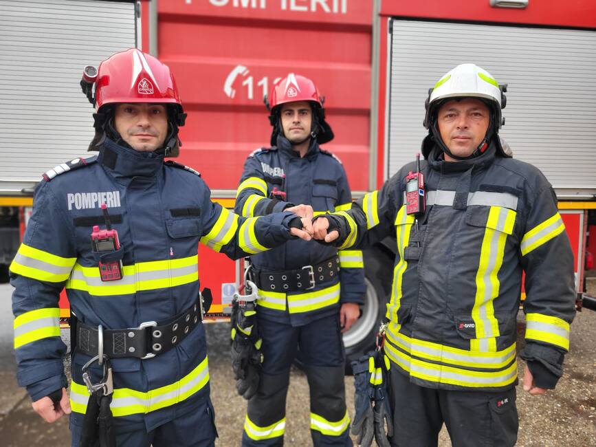 Respect  Alin  Marius  Alex si tuturor pompierilor care au intervenit la acest caz | imaginea 1