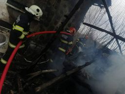Incendii  accident rutier si alte misiuni gestionate de pompierii mehedinteni | imaginea 1