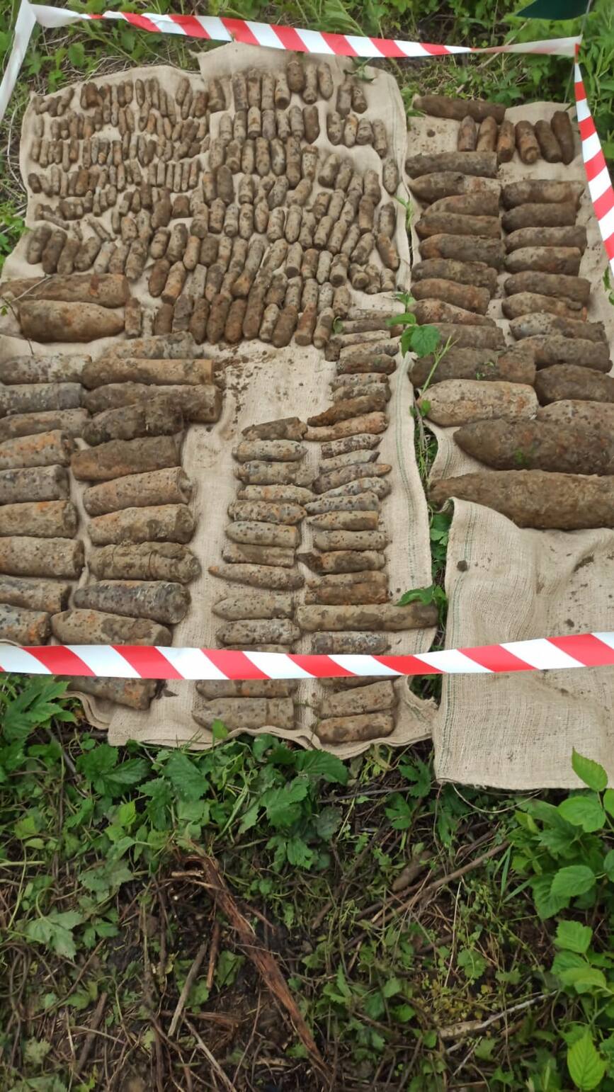 Misiune de distrugere a munitiei descoperite pe viitoarea autostrada Moldova A7 | imaginea 2