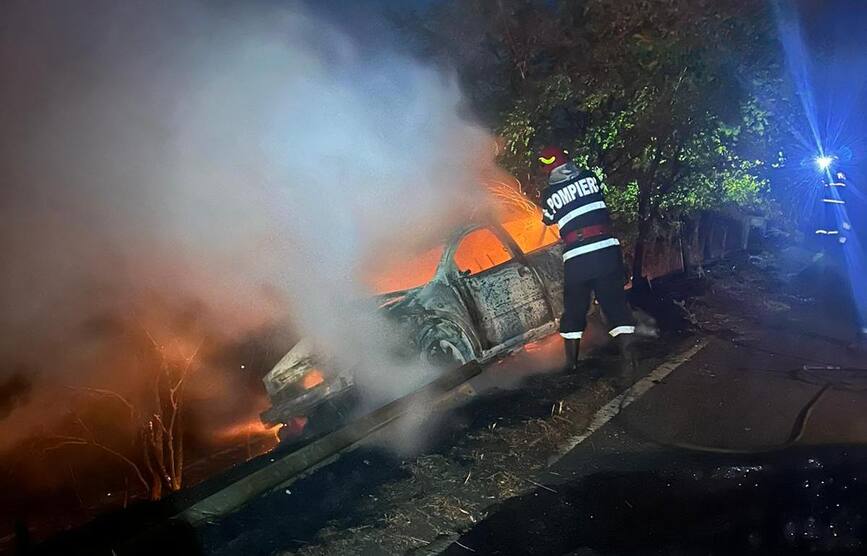 Incendii si accidente rutiere gestionate de pompierii calaraseni | imaginea 1