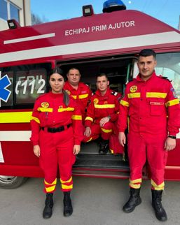 Respect  Marinel  Lucian  Iulian si voluntar Raluca | imaginea 1