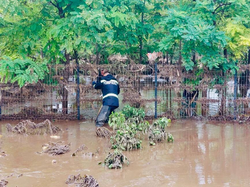 Mobilizati pentru a sprijini comunitatile afectate de inundatii | imaginea 1