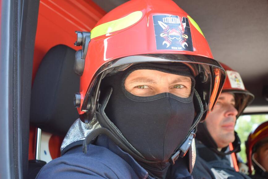 Incendiu la un punct de colectare al deseurilor din Iasi | imaginea 1
