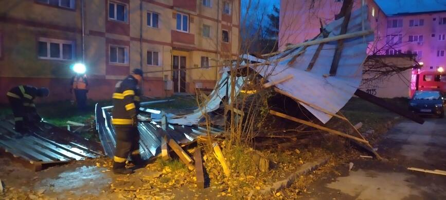 Interventii in urma fenomenelor meteo periculoase | imaginea 1