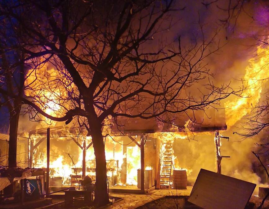 Numeroase incendii si interventii in interval de 3 zile | imaginea 1