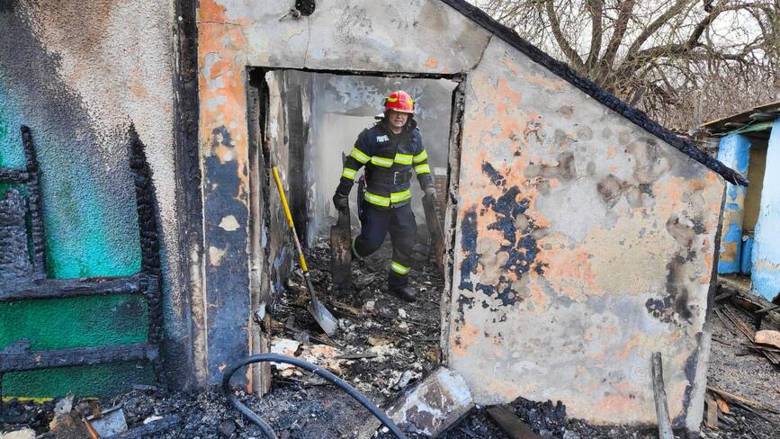 A ajuns la spital  in urma unui incendiu de locuinta | imaginea 2