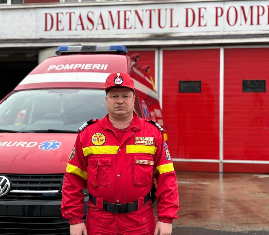 Un salvator mereu la datorie   Respect  Plt  adj  sef Sandru Claudiu | imaginea 1