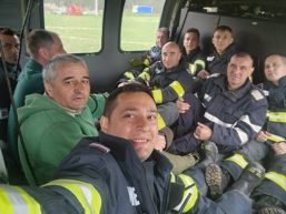 In lupta cu flacarile ce au cuprins o padure din Arges | imaginea 1