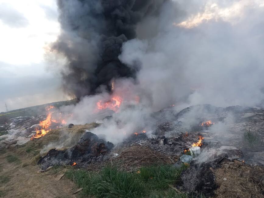 Trei incendii in ultimele zile | imaginea 1