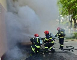 Incendiu la demisolul unei cladiri din Zalau | imaginea 1